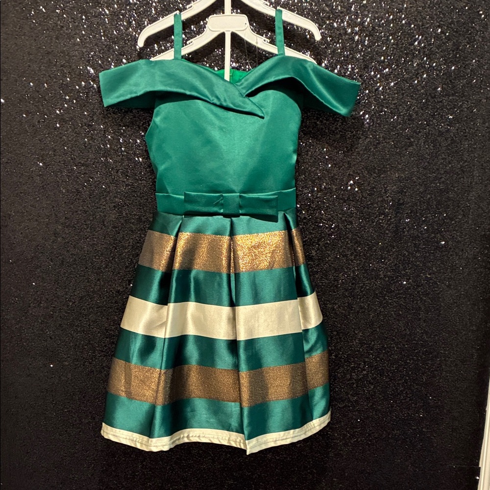 Girls Emerald Off-Shoulder Striped Party Dress